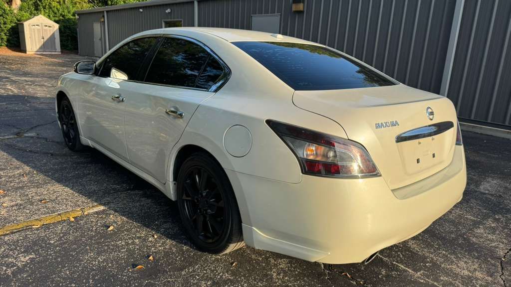 2014 Nissan Maxima - $5,990