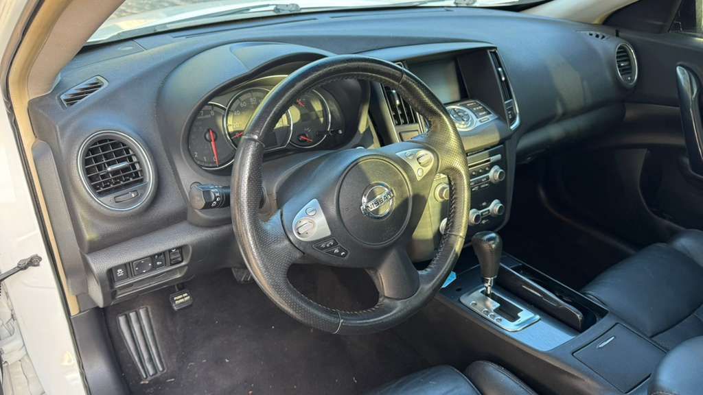 2014 Nissan Maxima - $5,990