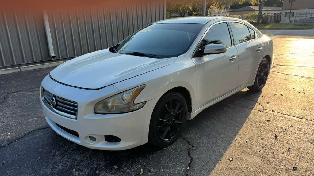 2014 Nissan Maxima - $5,990