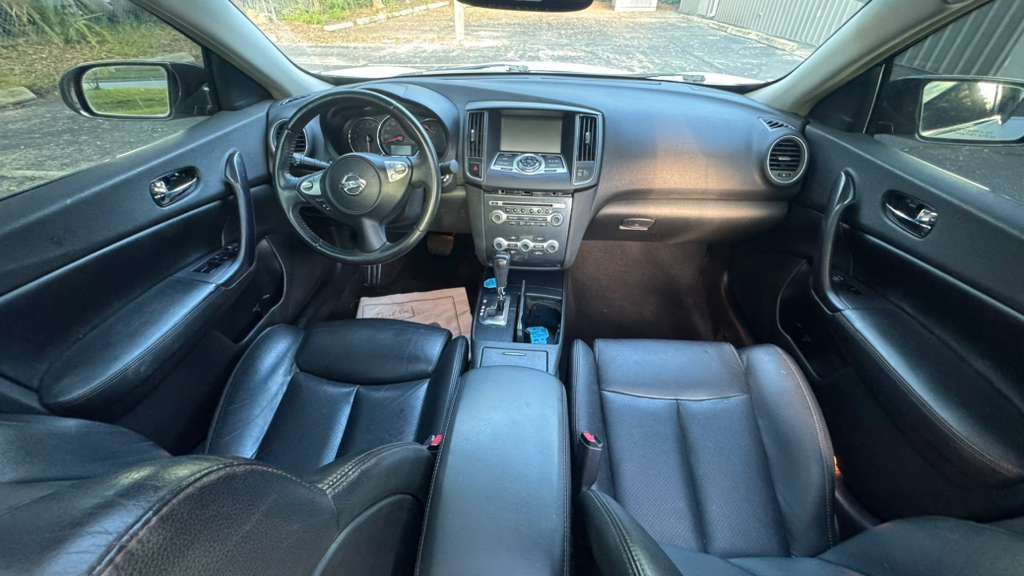2014 Nissan Maxima - $5,990