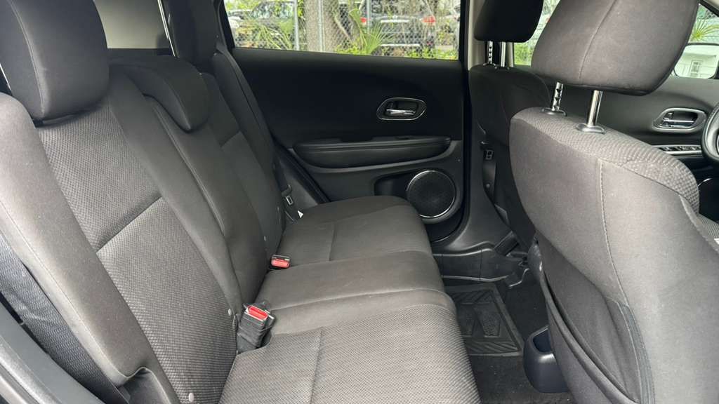 2017 Honda HR-V - $7,450