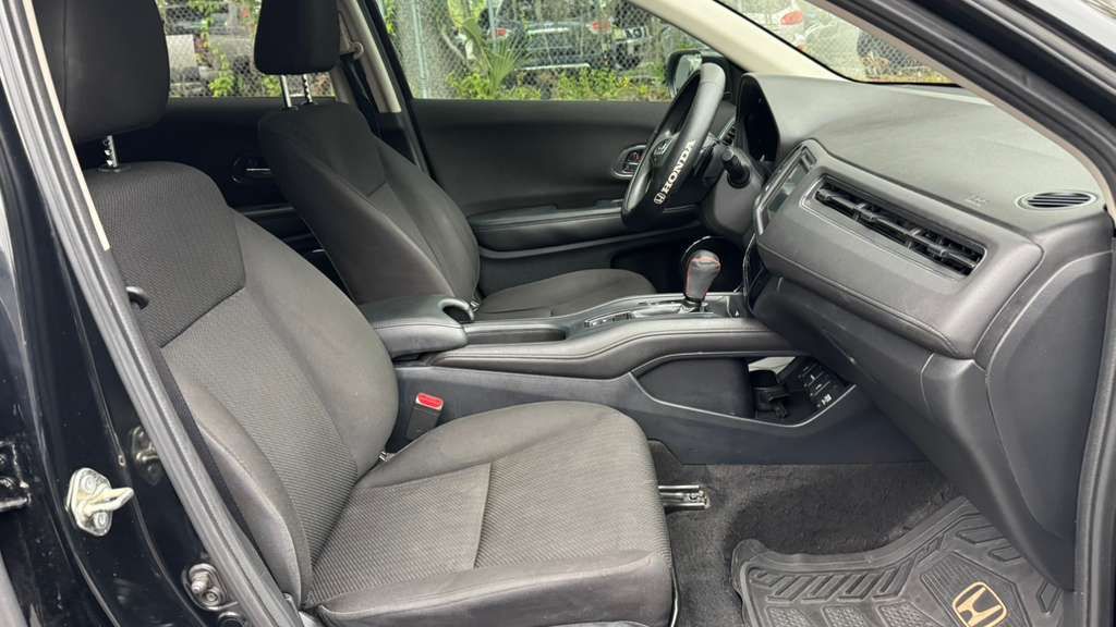 2017 Honda HR-V - $7,450