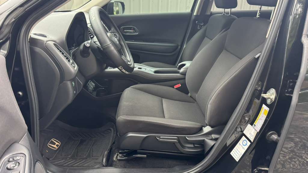 2017 Honda HR-V - $7,450