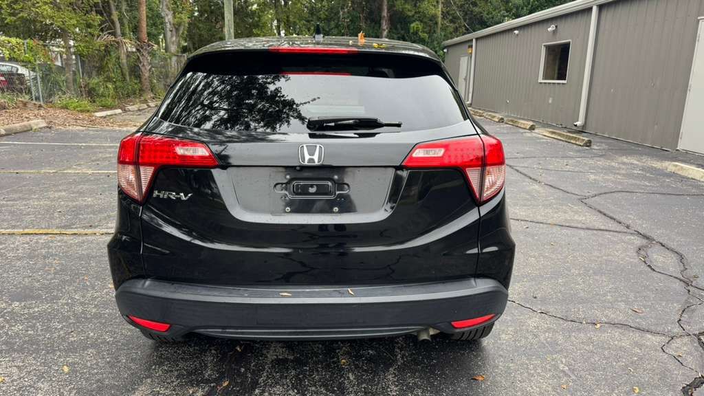 2017 Honda HR-V - $7,450
