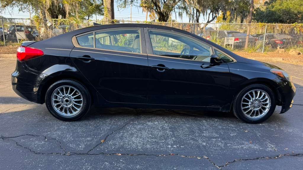 2016 Kia Forte - $4,990