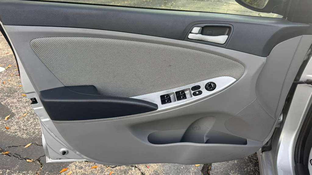 2013 Hyundai Accent - $4,995