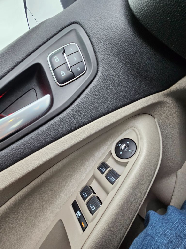 2016 Ford Escape Titanium photo