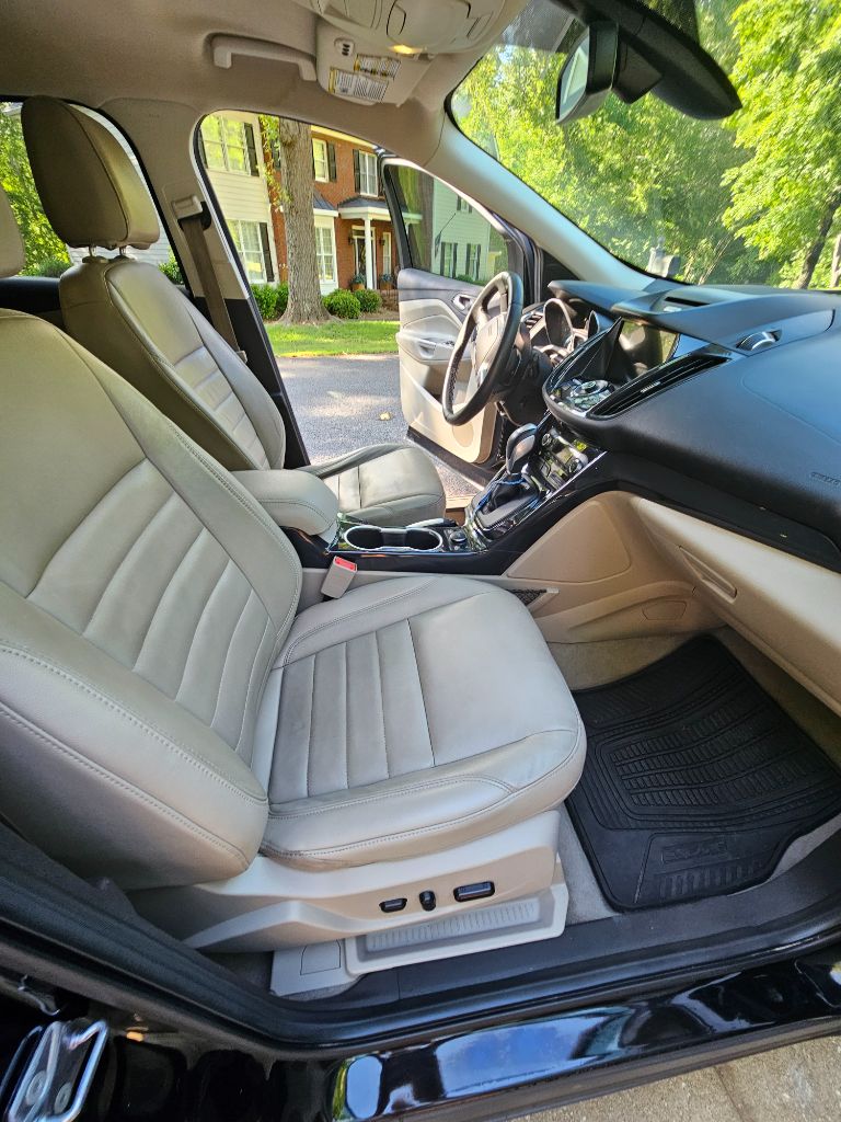 2016 Ford Escape Titanium photo