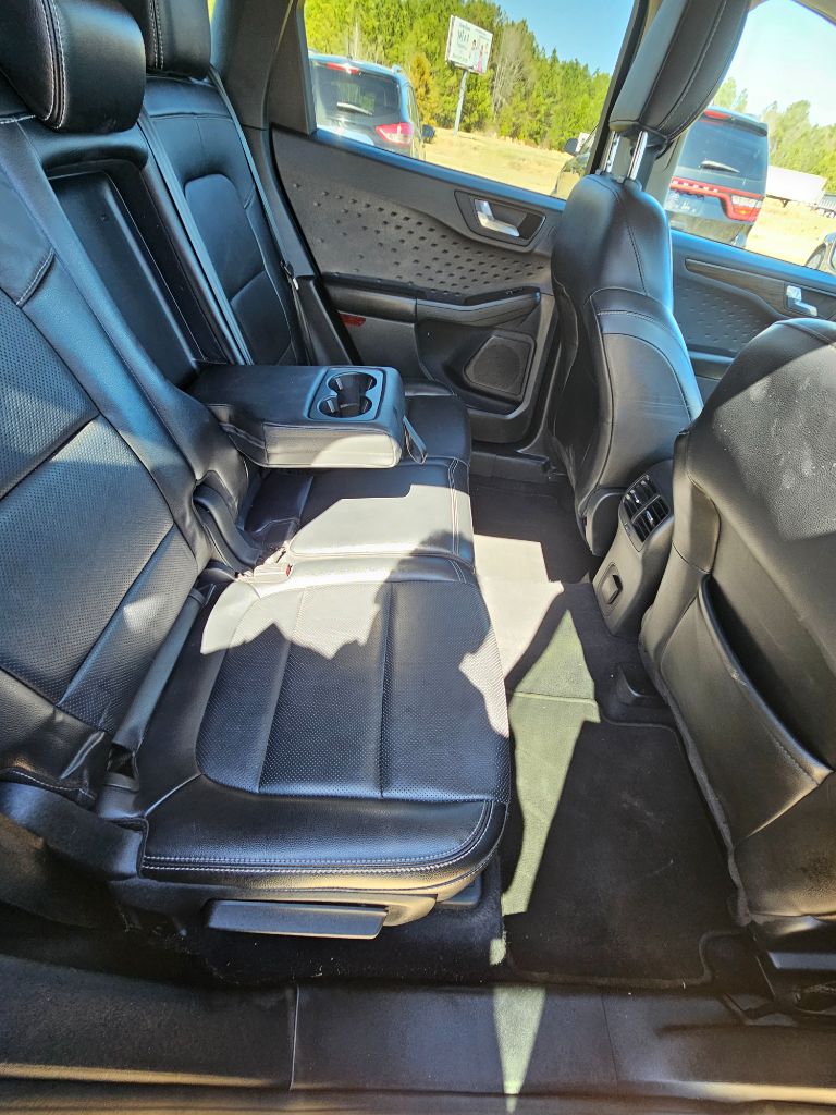 2020 Ford Escape Titanium photo