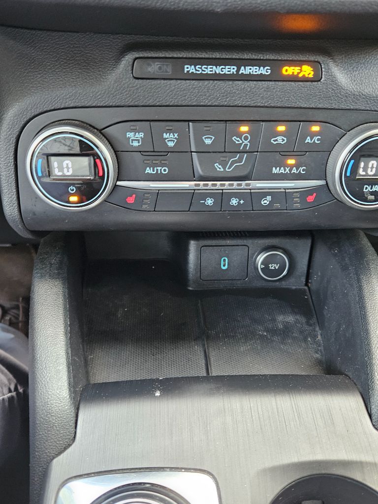 2020 Ford Escape Titanium photo