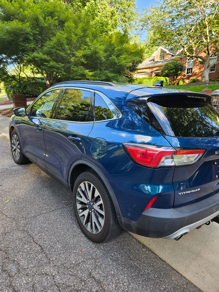 2020 Ford Escape Titanium photo