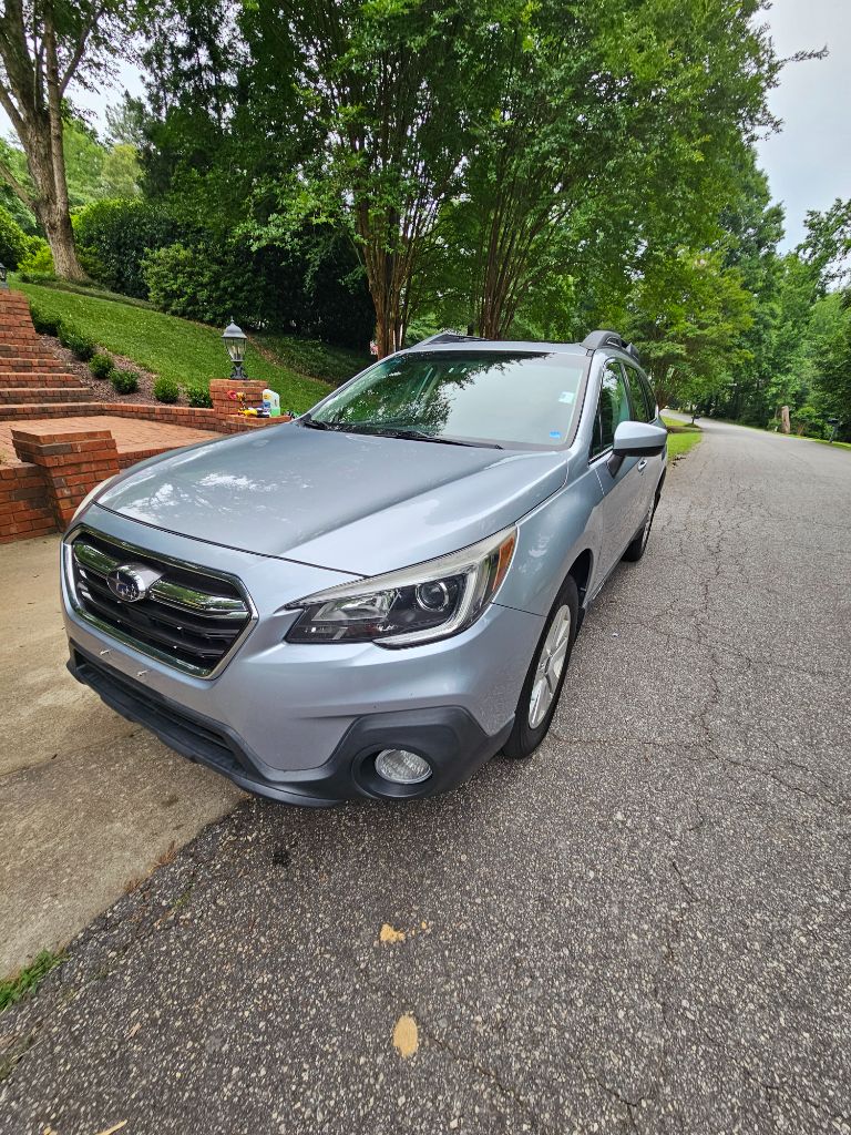 2018 Subaru Outback - $13,750