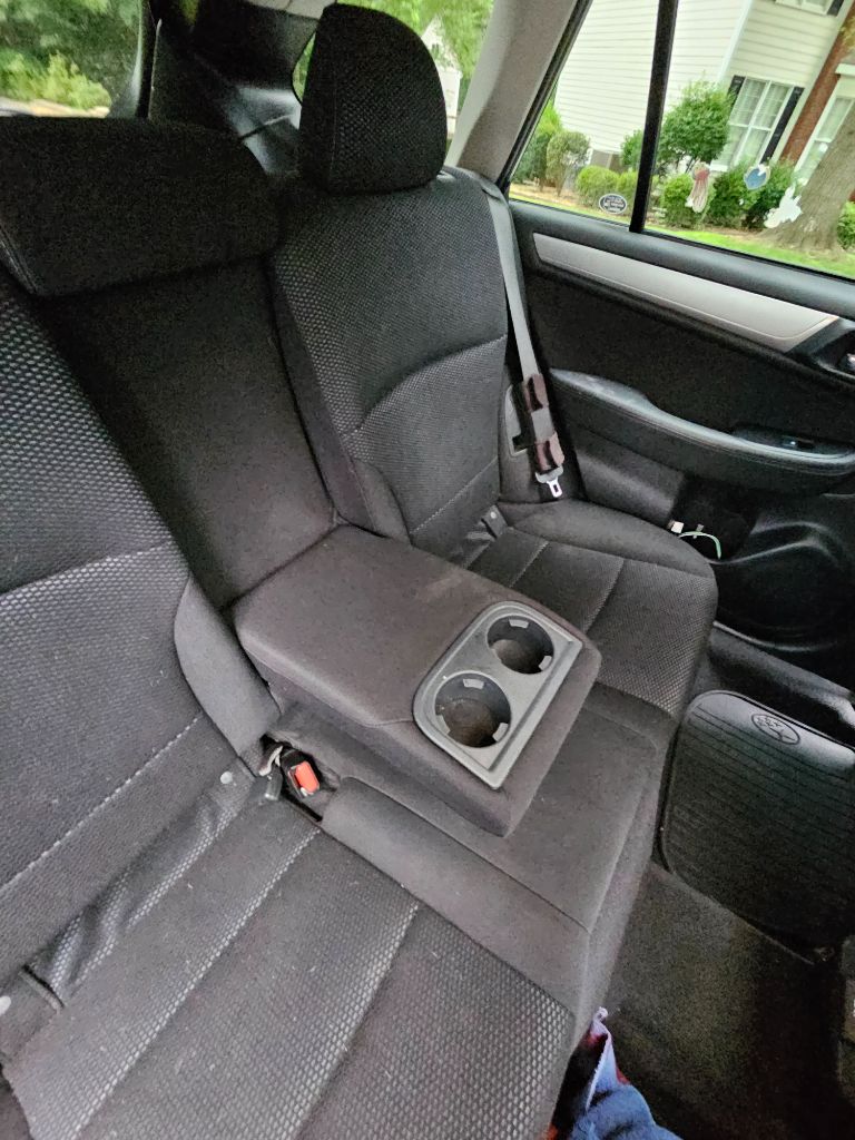 2018 Subaru Outback - $13,750