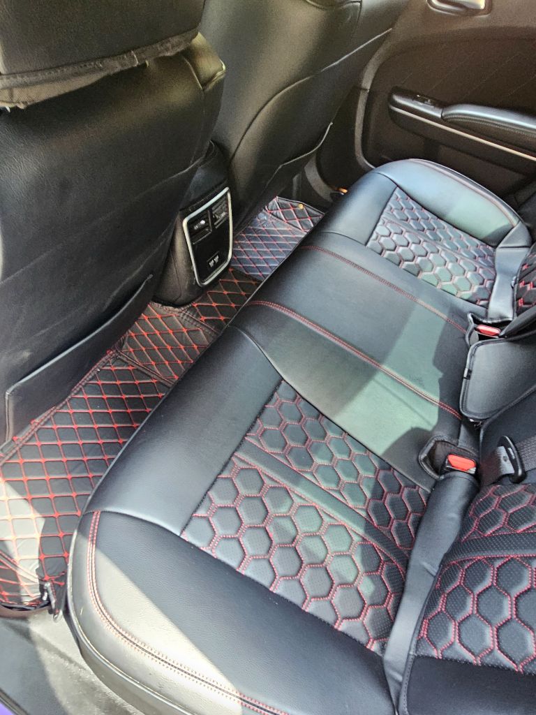 2019 Dodge Charger - $27,000