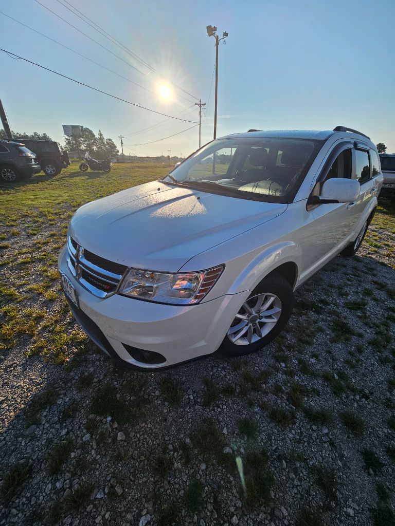 White 2015 Dodge Journey SUV / Crossover Front-Wheel Drive Automatic