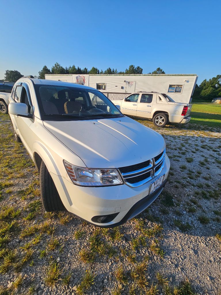 2015 Dodge Journey - $4,500