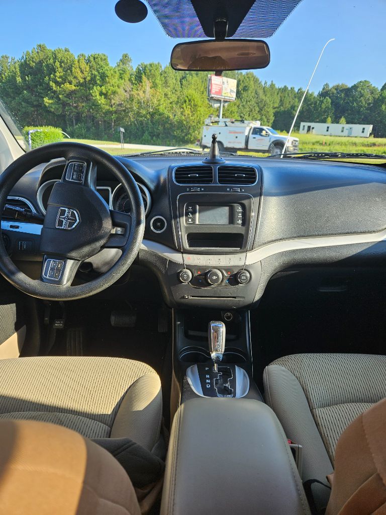 2015 Dodge Journey - $4,500