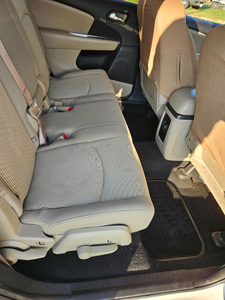 2015 Dodge Journey - $4,500