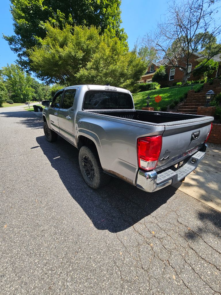 2016 Toyota Tacoma - $17,870