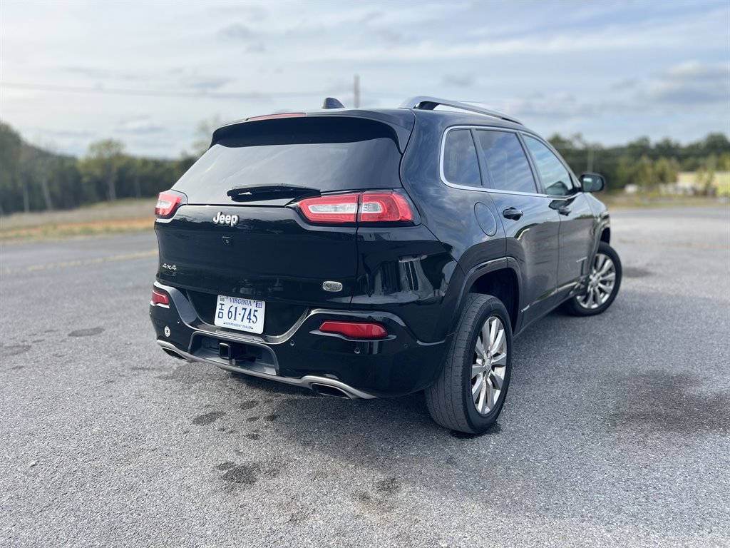 2018 Jeep Cherokee Overland photo