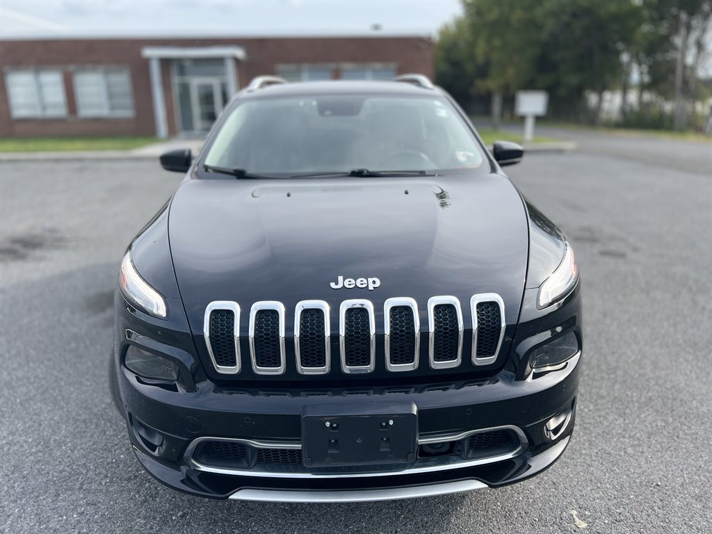 2018 Jeep Cherokee Overland photo