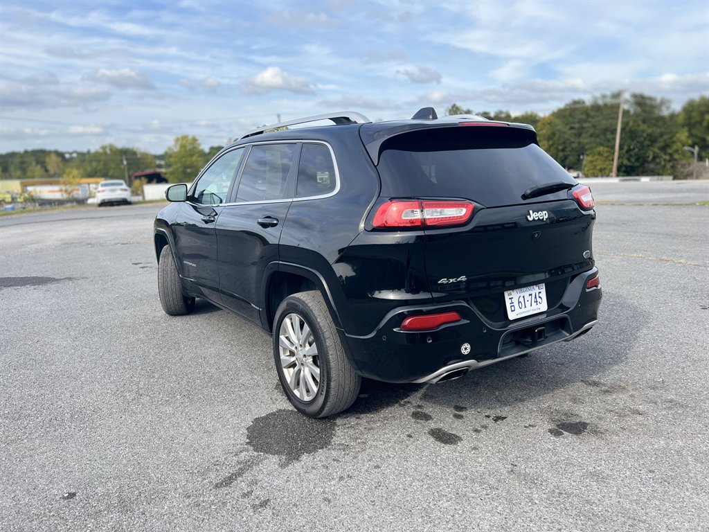 2018 Jeep Cherokee Overland photo
