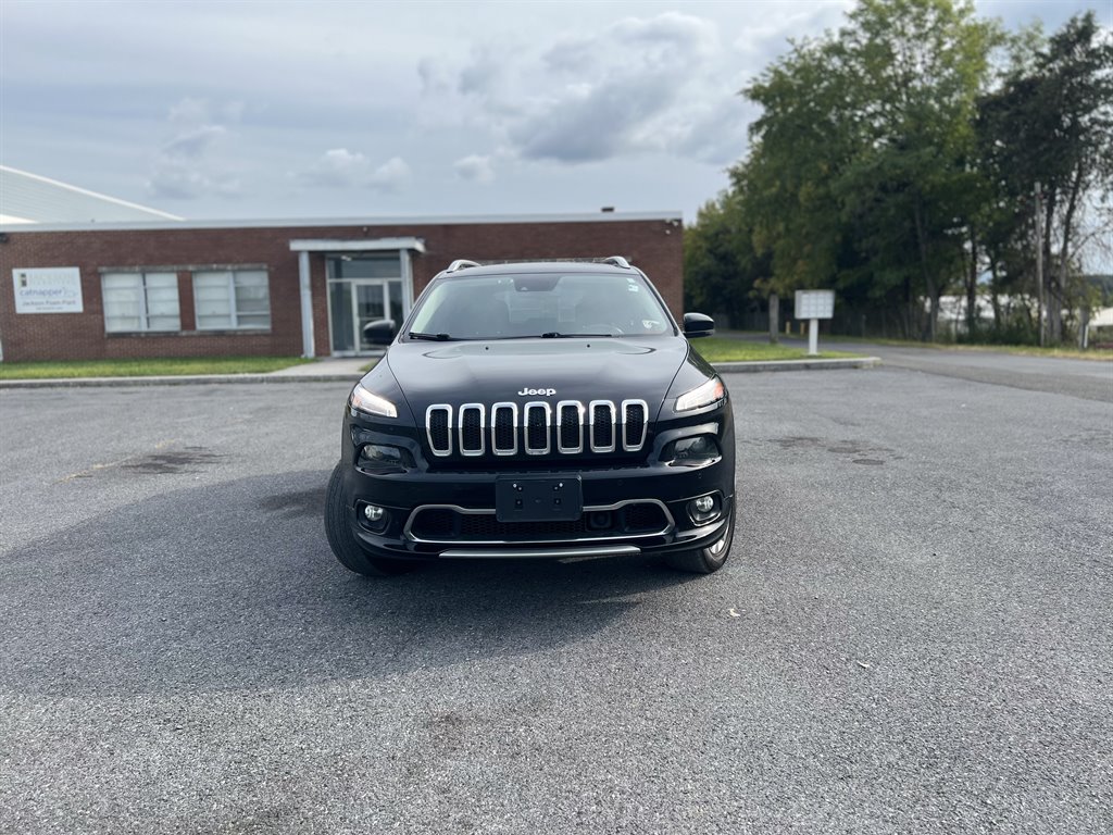 2018 Jeep Cherokee Overland photo