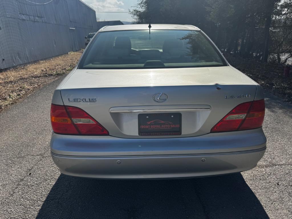 2001 Lexus LS 430 photo