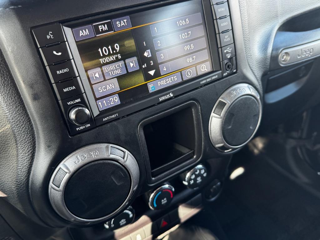 2017 Jeep Wrangler Unlimited Sport photo