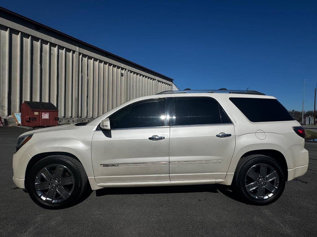 2014 GMC Acadia Denali photo