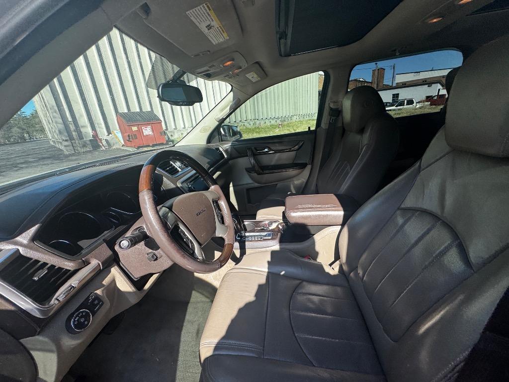 2014 GMC Acadia Denali photo