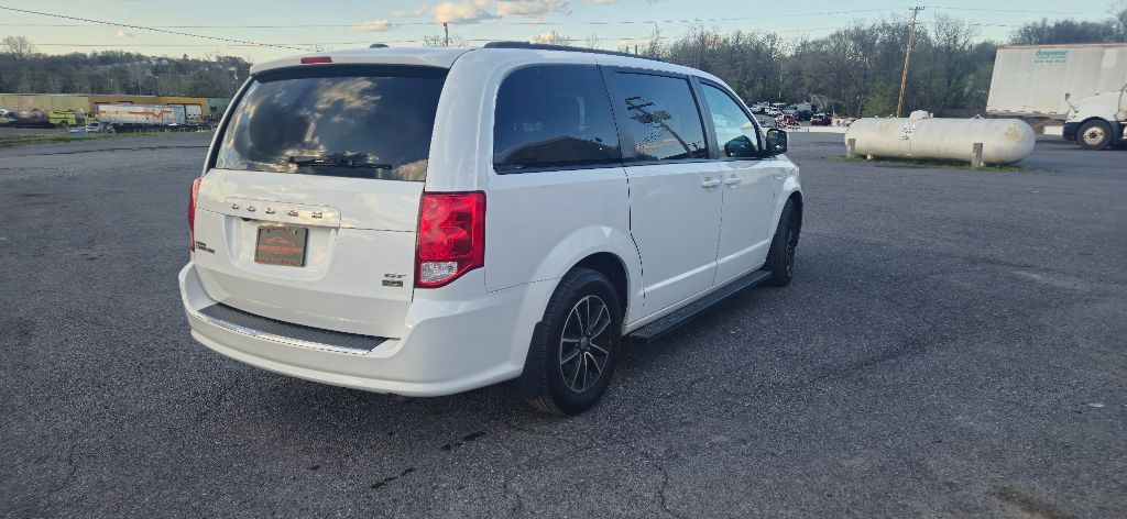 2019 Dodge Grand Caravan GT photo