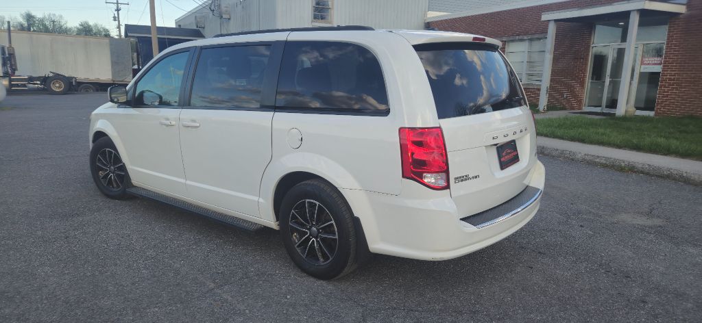 2019 Dodge Grand Caravan GT photo