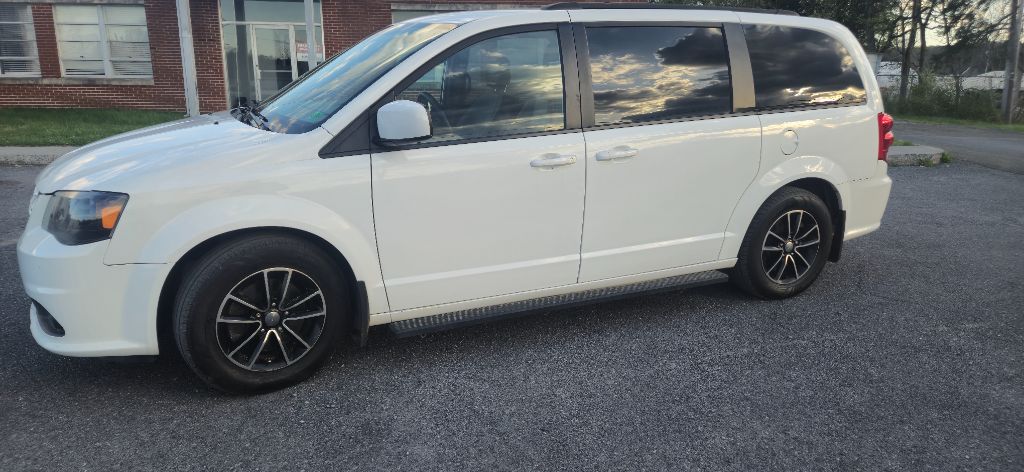 2019 Dodge Grand Caravan GT photo