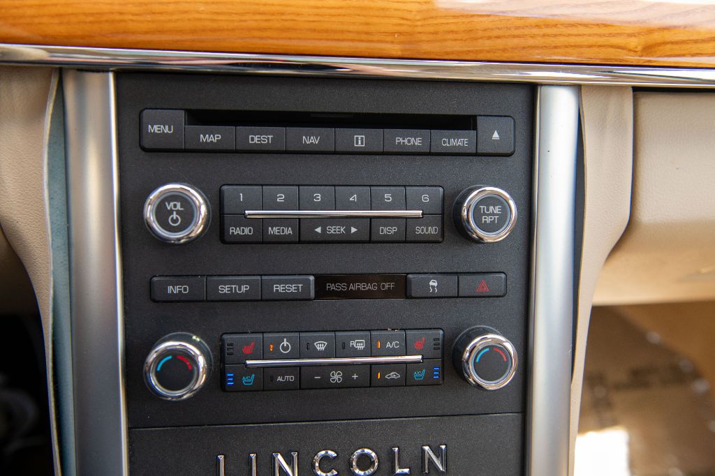 2010 Lincoln MKS EcoBoost photo