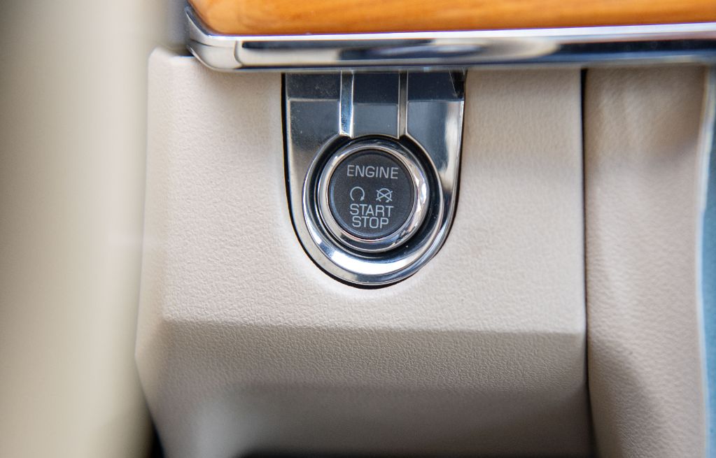2010 Lincoln MKS EcoBoost photo