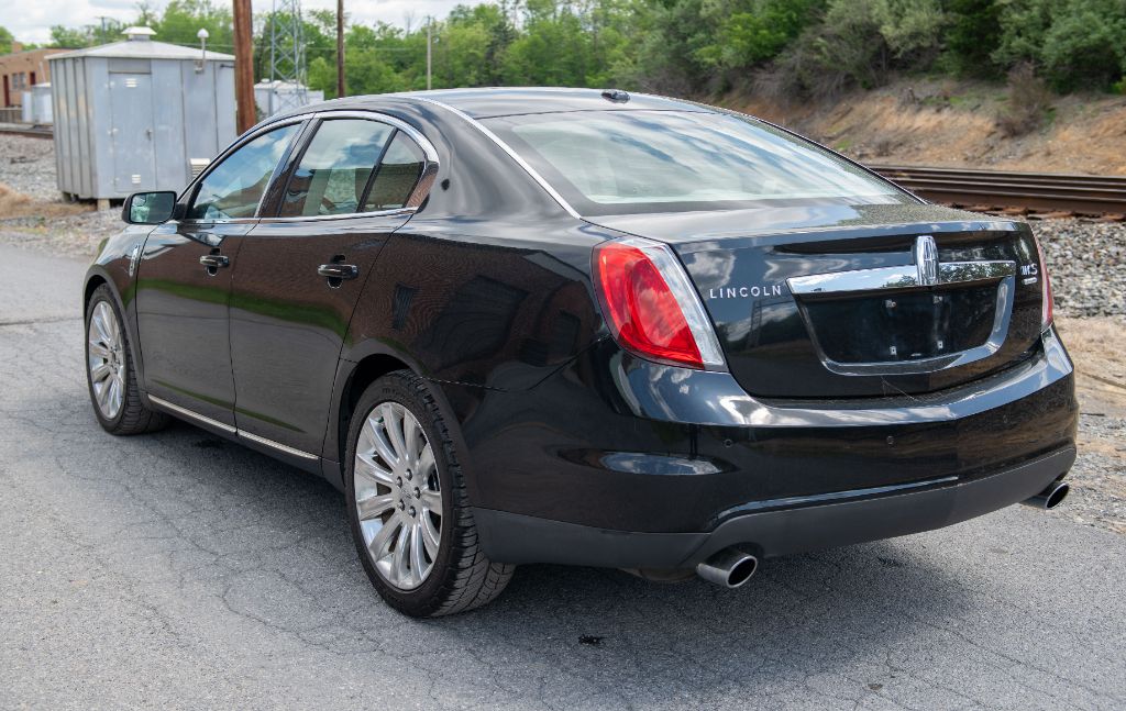 2010 Lincoln MKS EcoBoost photo