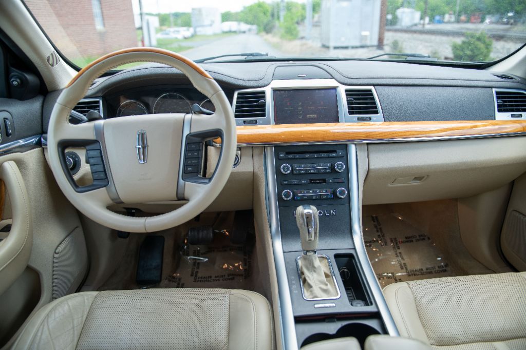 2010 Lincoln MKS EcoBoost photo