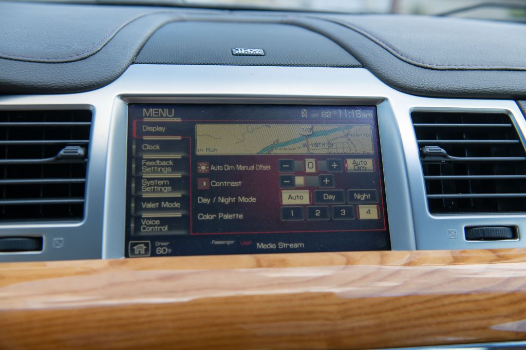 2010 Lincoln MKS EcoBoost photo
