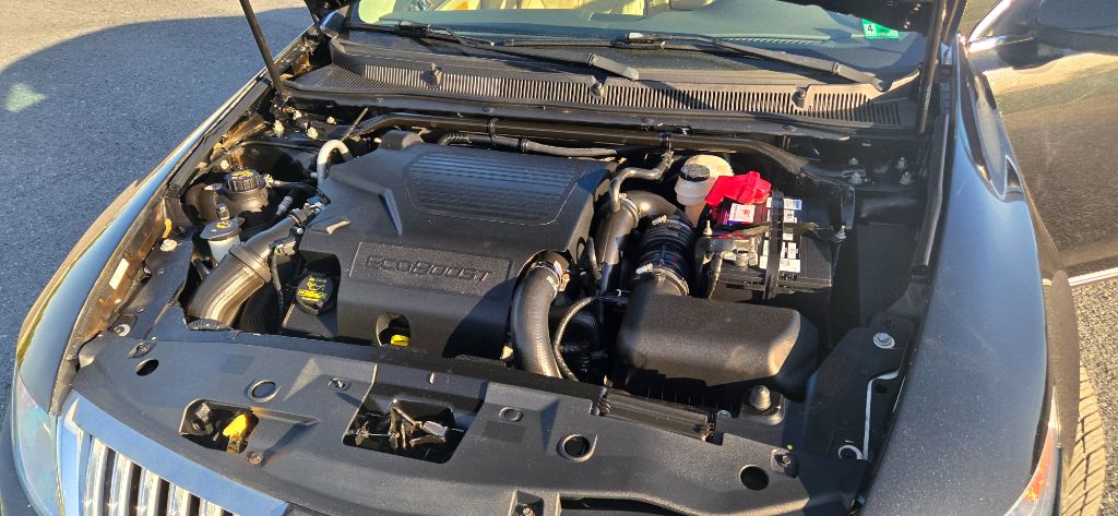 2010 Lincoln MKS EcoBoost photo
