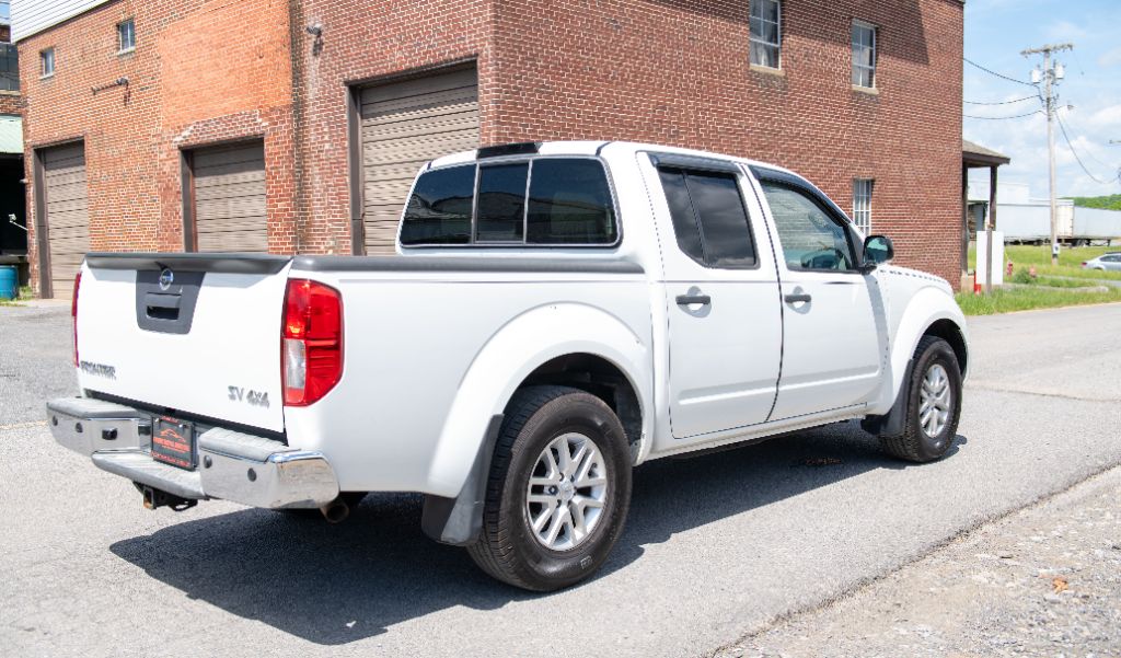 2016 Nissan Frontier SV photo