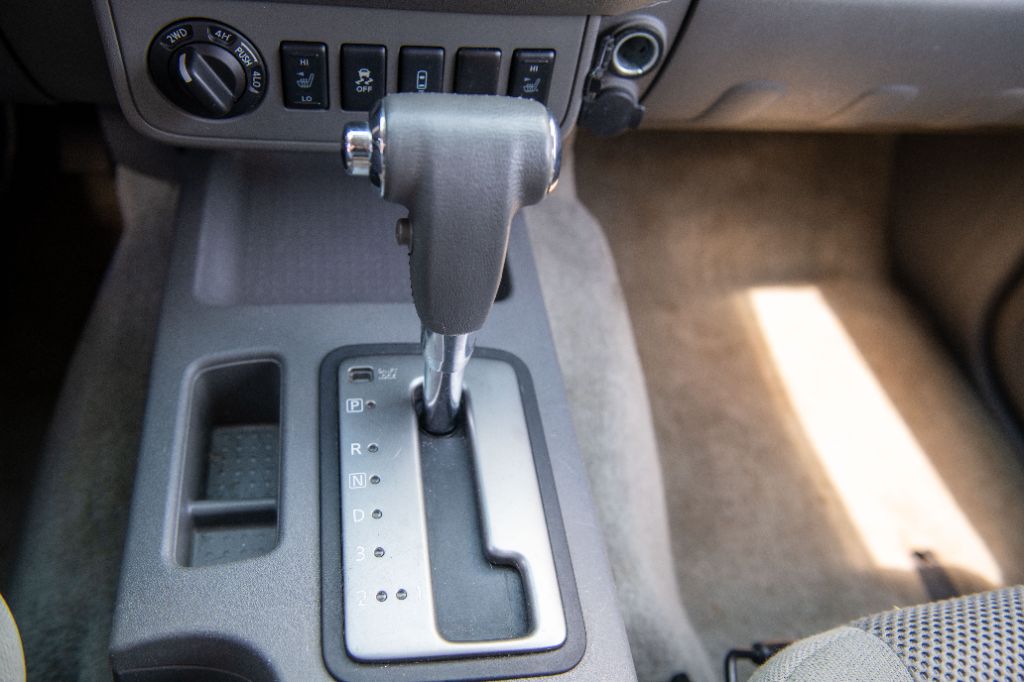 2016 Nissan Frontier SV photo