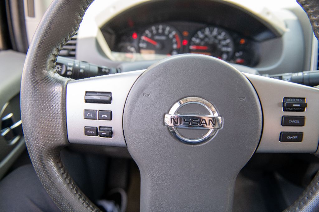 2016 Nissan Frontier SV photo