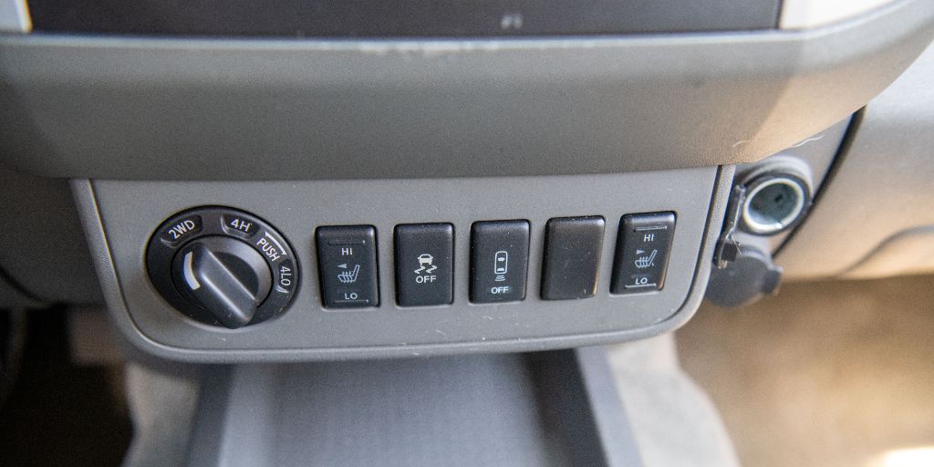 2016 Nissan Frontier SV photo