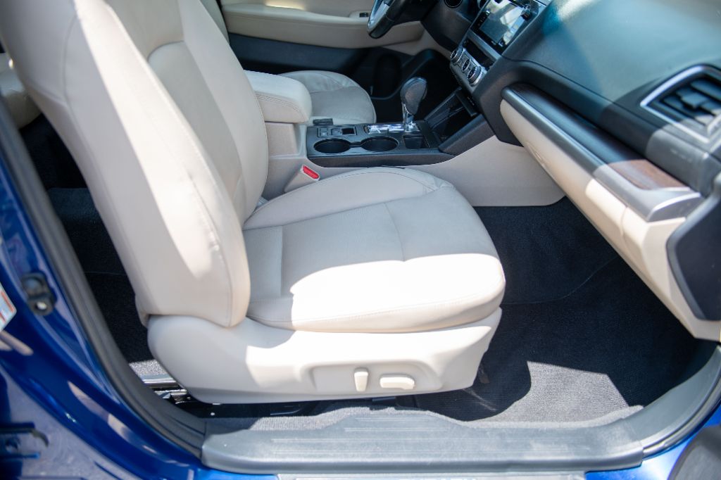 2016 Subaru Legacy Limited photo