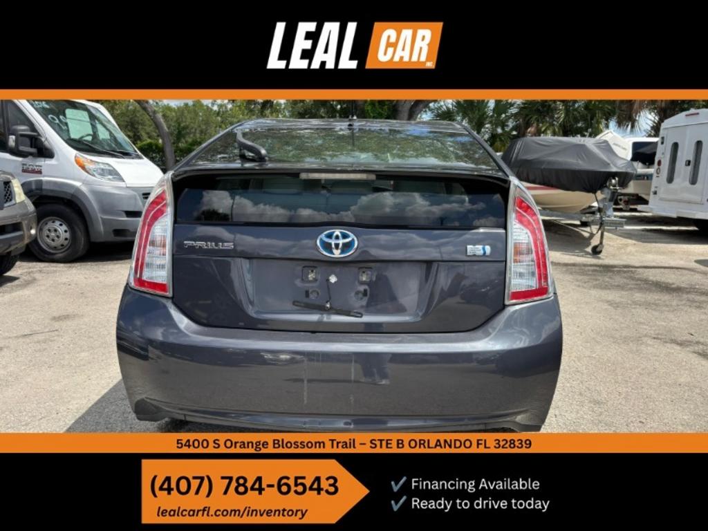 2013 Toyota Prius - $8,900