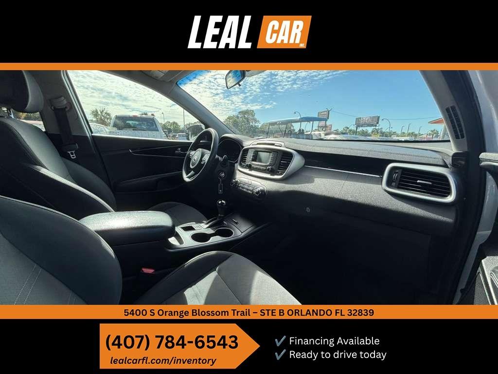 2016 Kia Sorento - $7,900