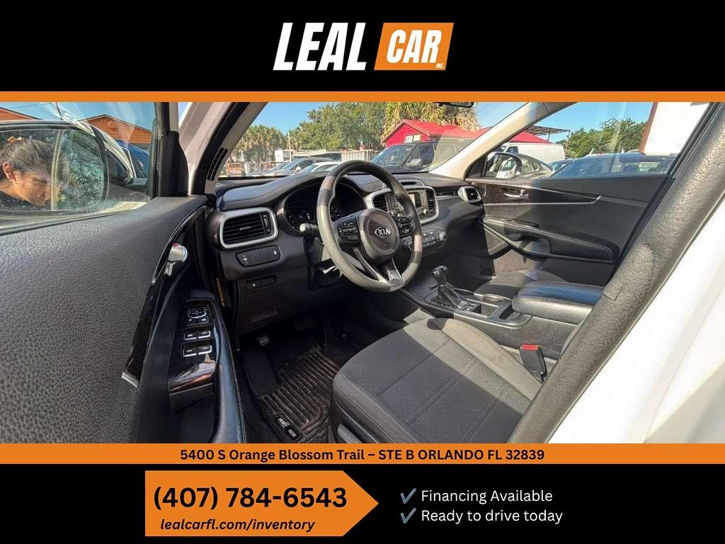 2016 Kia Sorento - $7,900