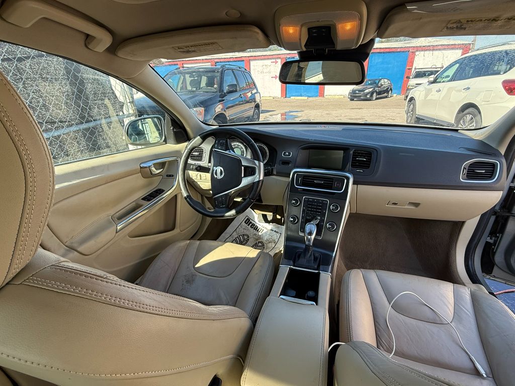 2013 Volvo S60 T5 photo