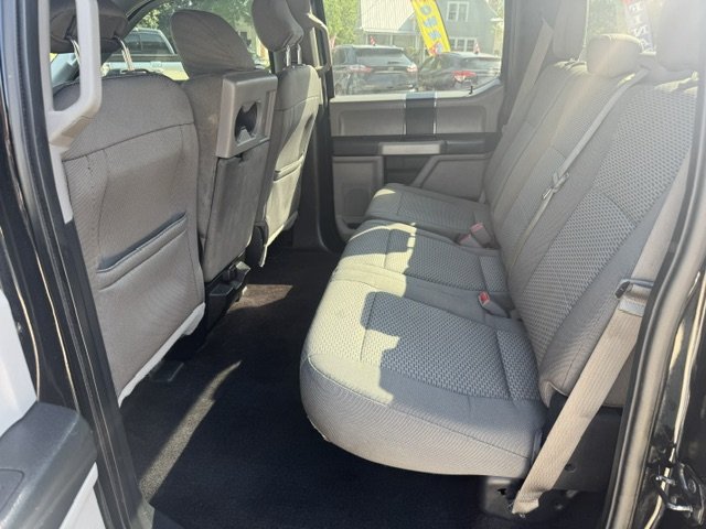 2016 Ford F150 XLT photo